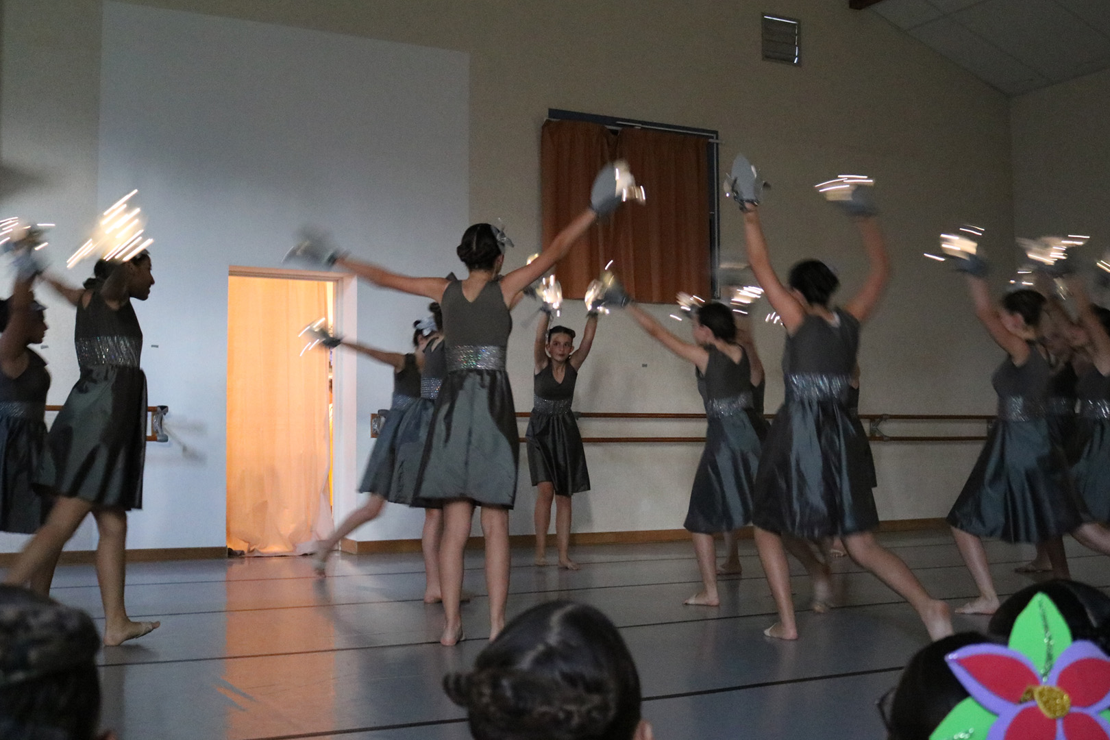 32 Danse